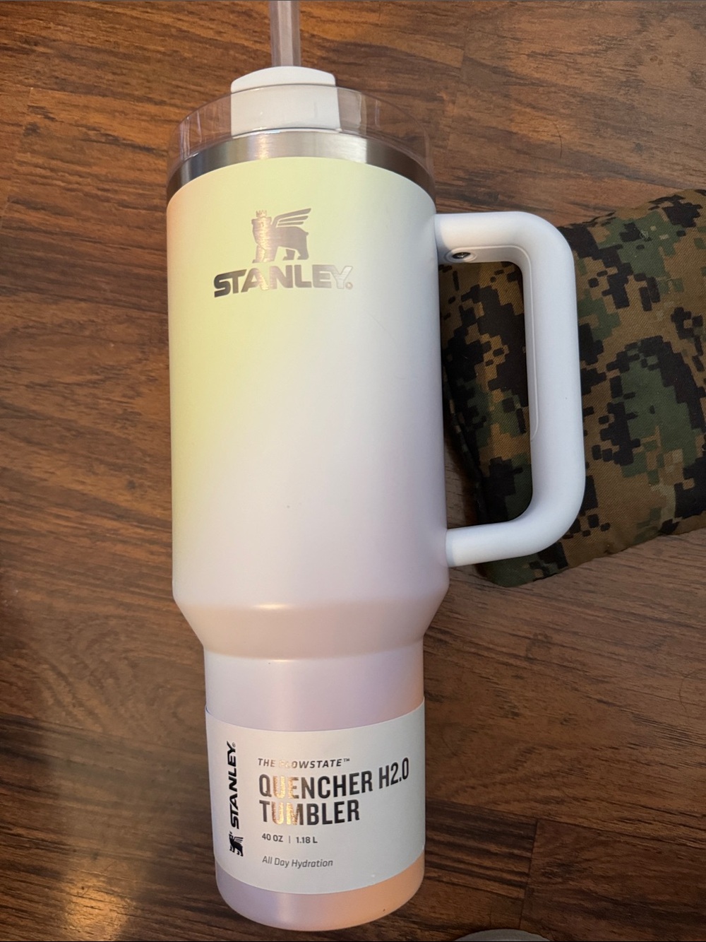 Stanley Insulated Quencher Tumbler with Handle 40 oz